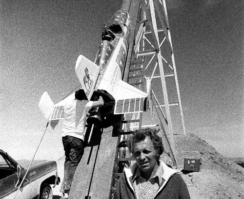 Stuntman Evel Knievel prepares to jump Snake River Canyon, Idaho on a steam powered skycycle. 26th August 1974.